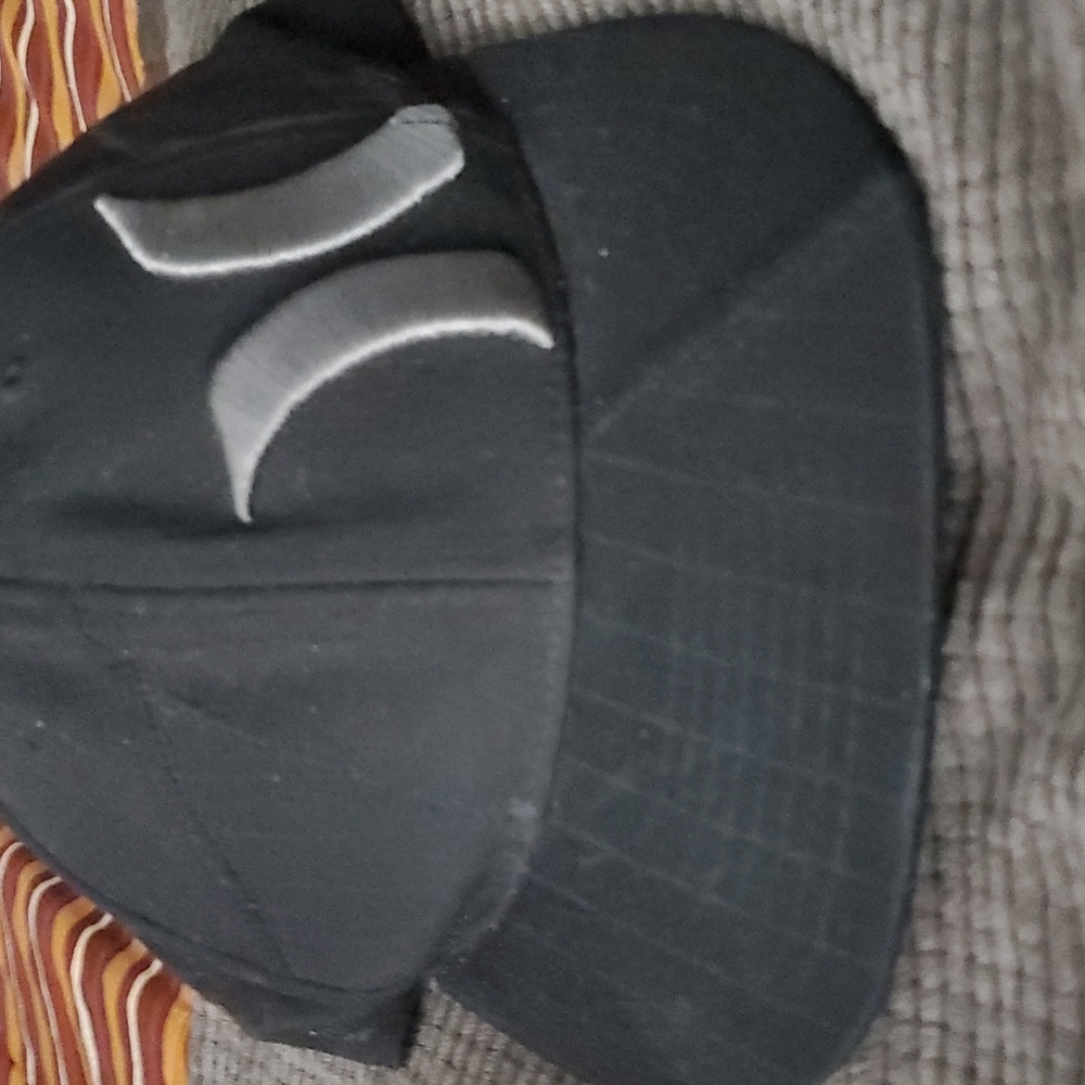 Hurley fitted ball cap